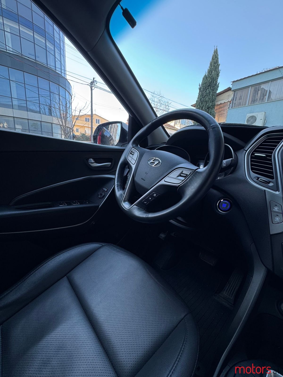 2016' Hyundai Santa Fe photo #4