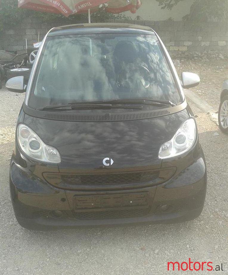 2011' Smart Fortwo photo #2