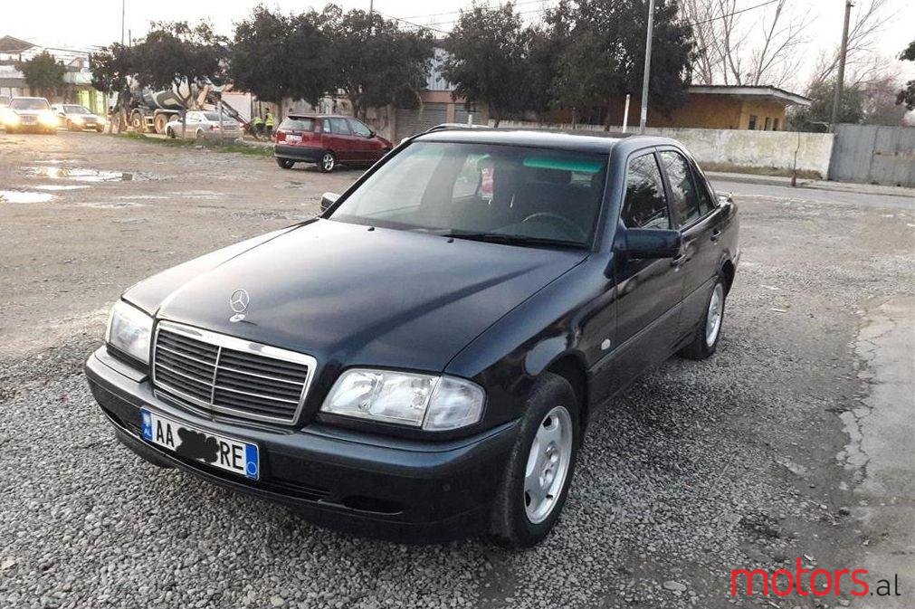 2000' Mercedes-Benz C 220 photo #1