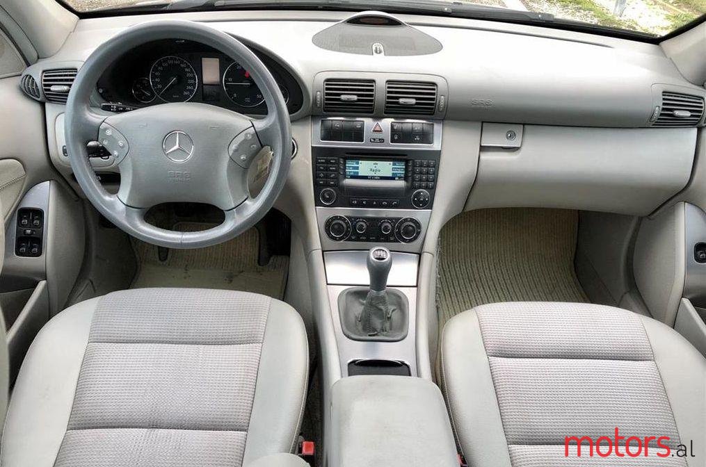 2006' Mercedes-Benz C 200 photo #1