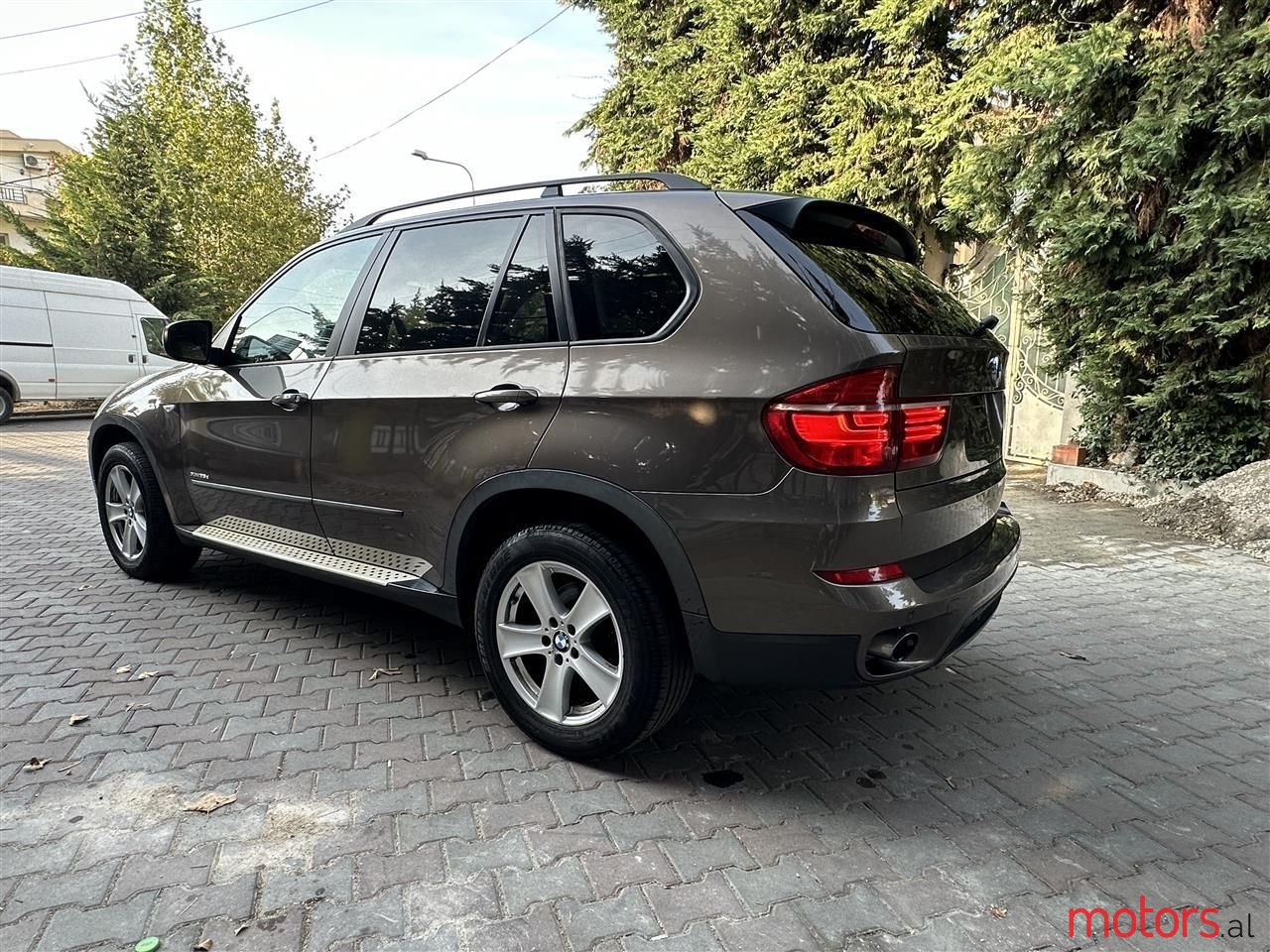 2011' BMW X5 photo #5