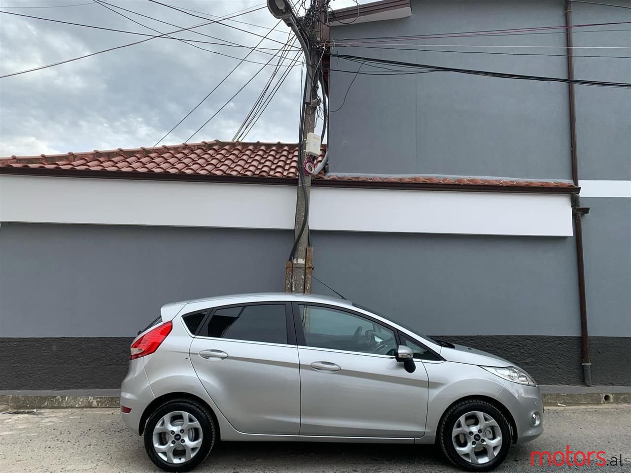 2010' Ford Fiesta photo #6