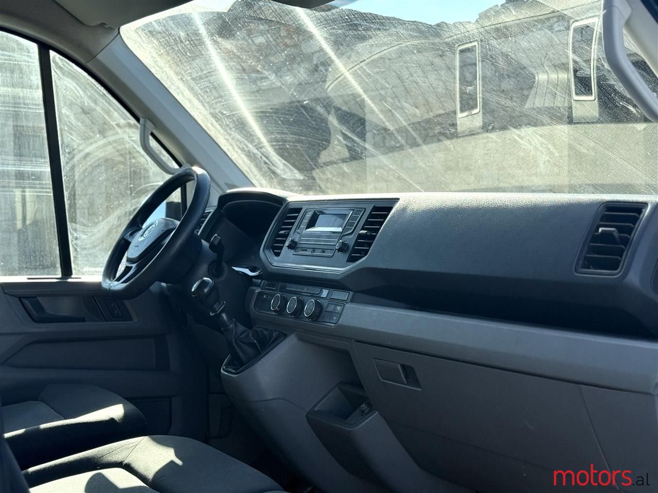 2018' Volkswagen Crafter photo #5