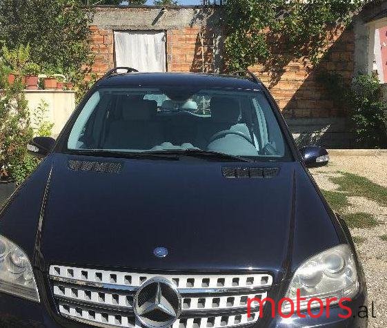 2007' Mercedes-Benz V-Class photo #1