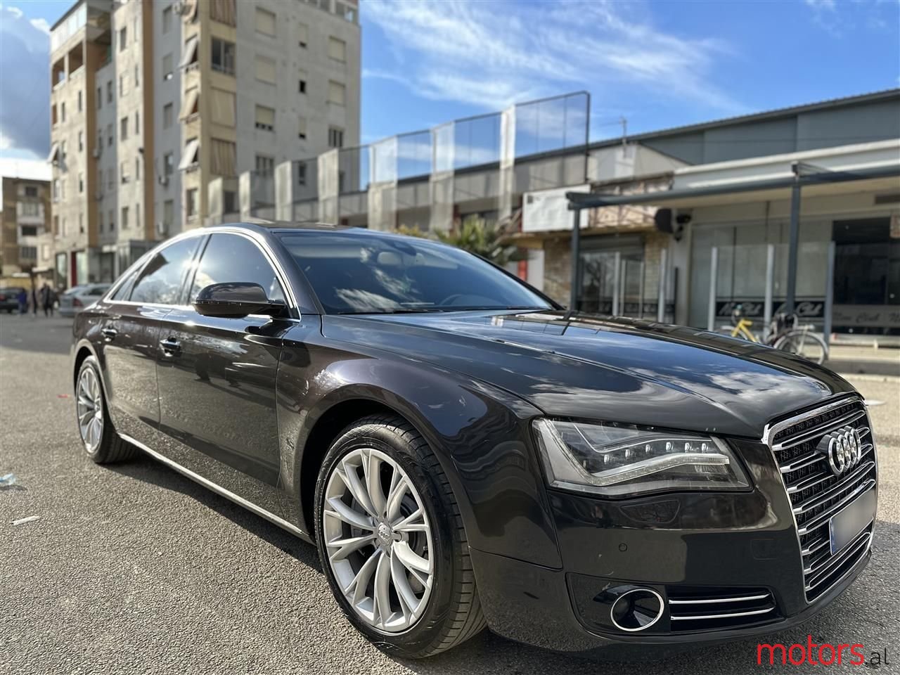 2011' Audi A8 photo #6