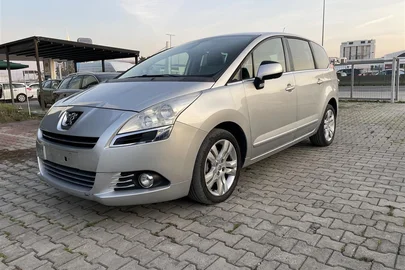 2010' Peugeot 5008