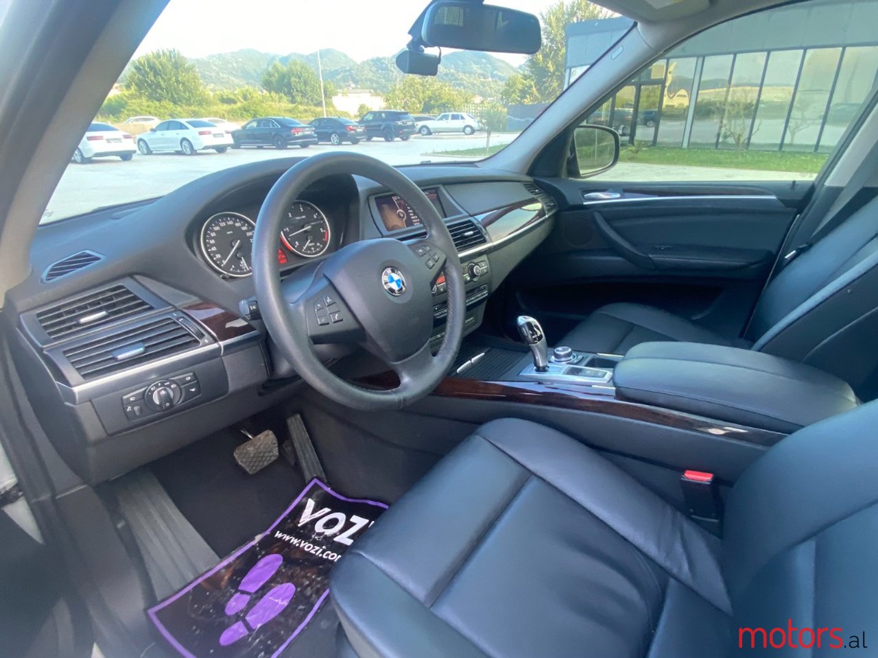 2011' BMW X5 photo #5