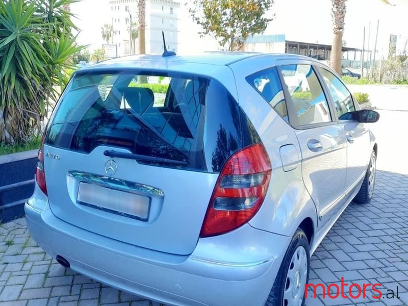 2006' Mercedes-Benz A 170 photo #2