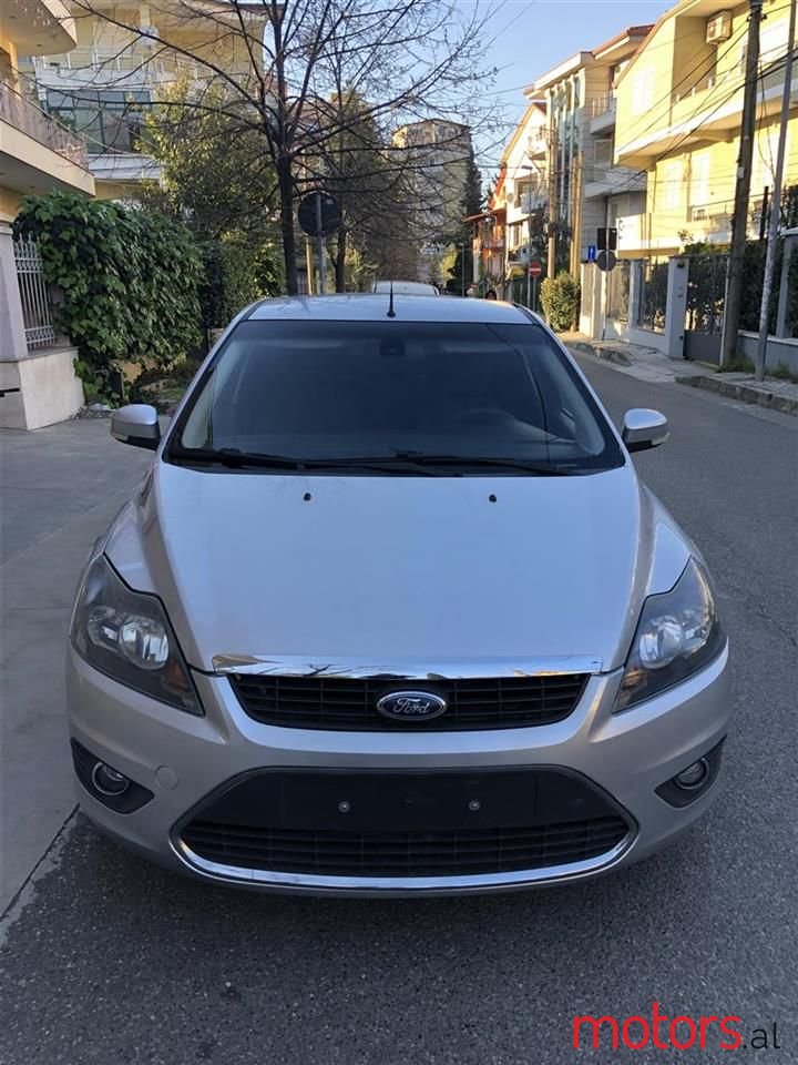 2008' Ford Focus photo #3