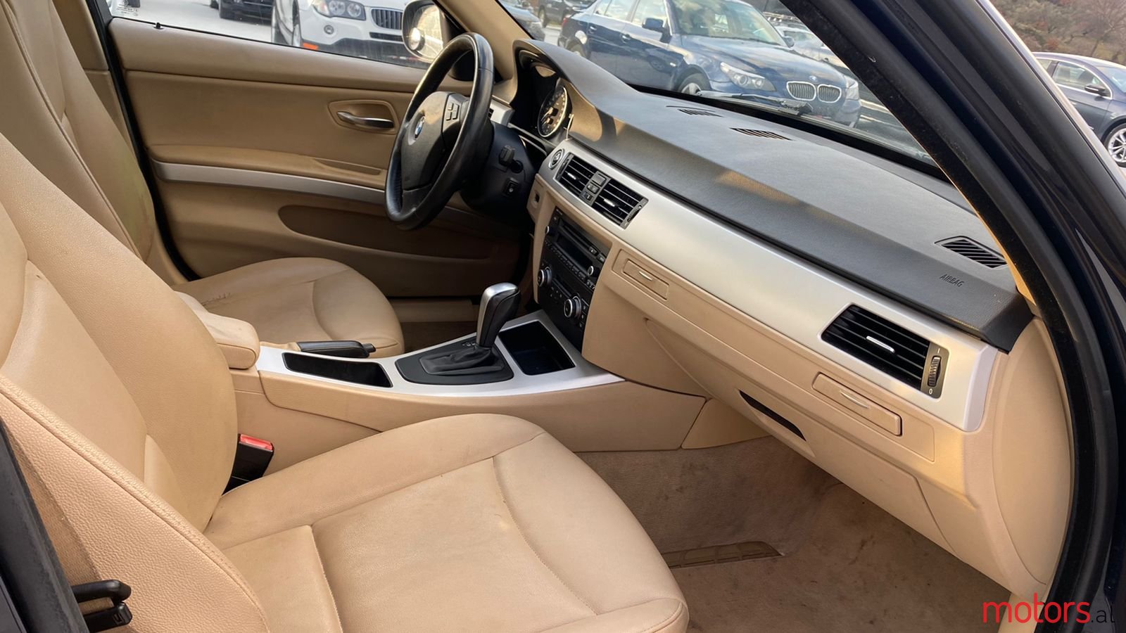 2010' BMW 323 photo #5