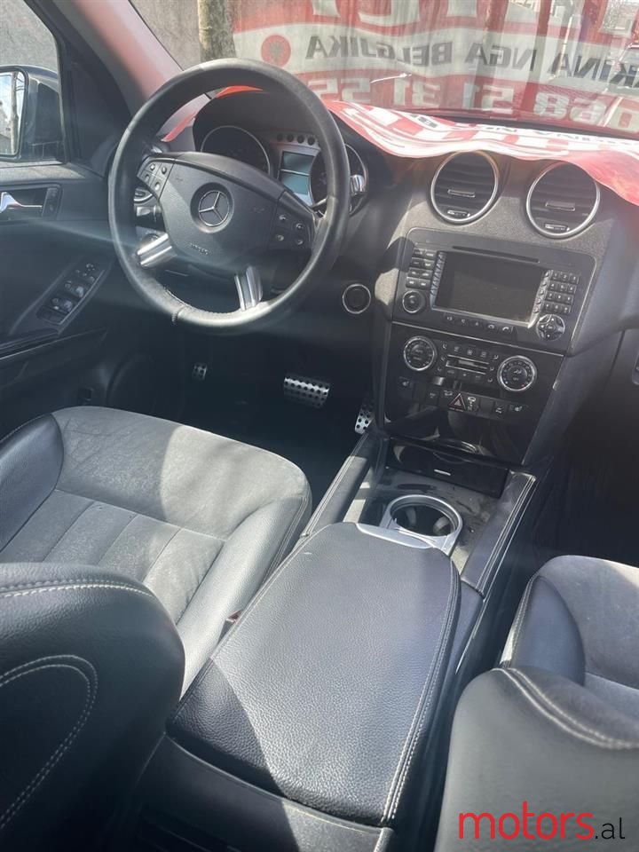 2008' Mercedes-Benz ML 320 photo #6