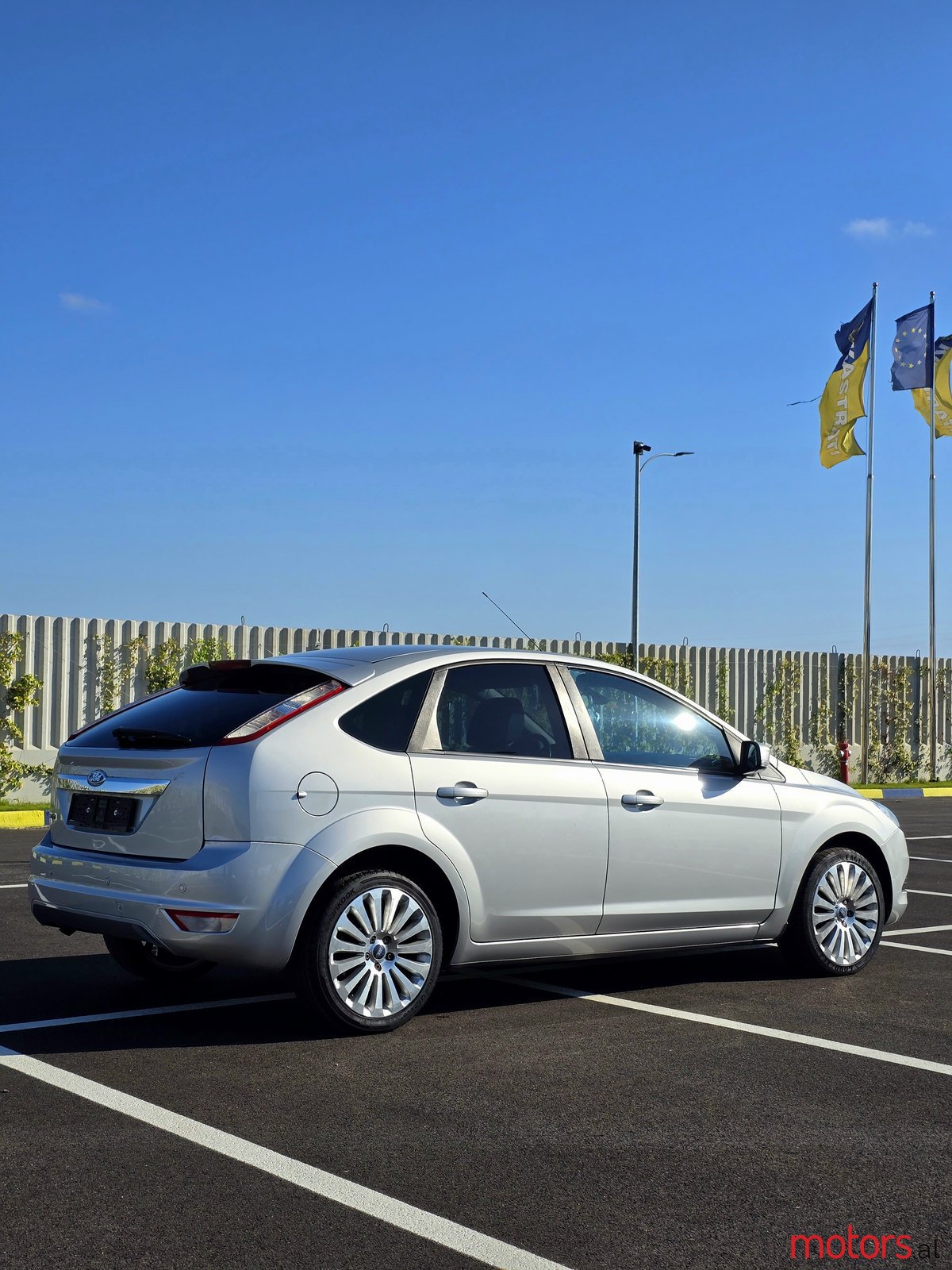 2008' Ford Focus photo #4