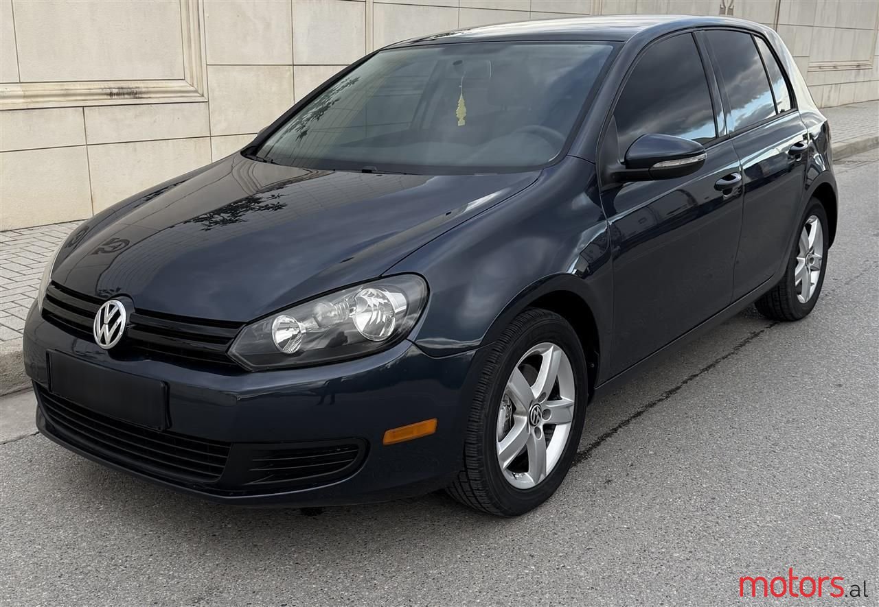 2013' Volkswagen Golf photo #1