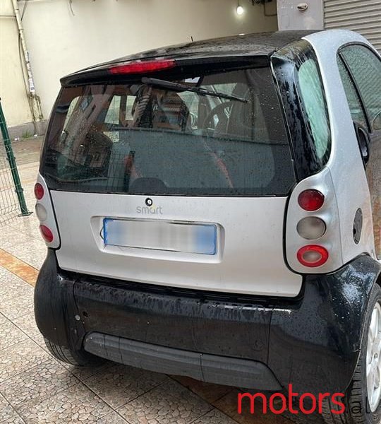 2001' Smart Fortwo photo #4