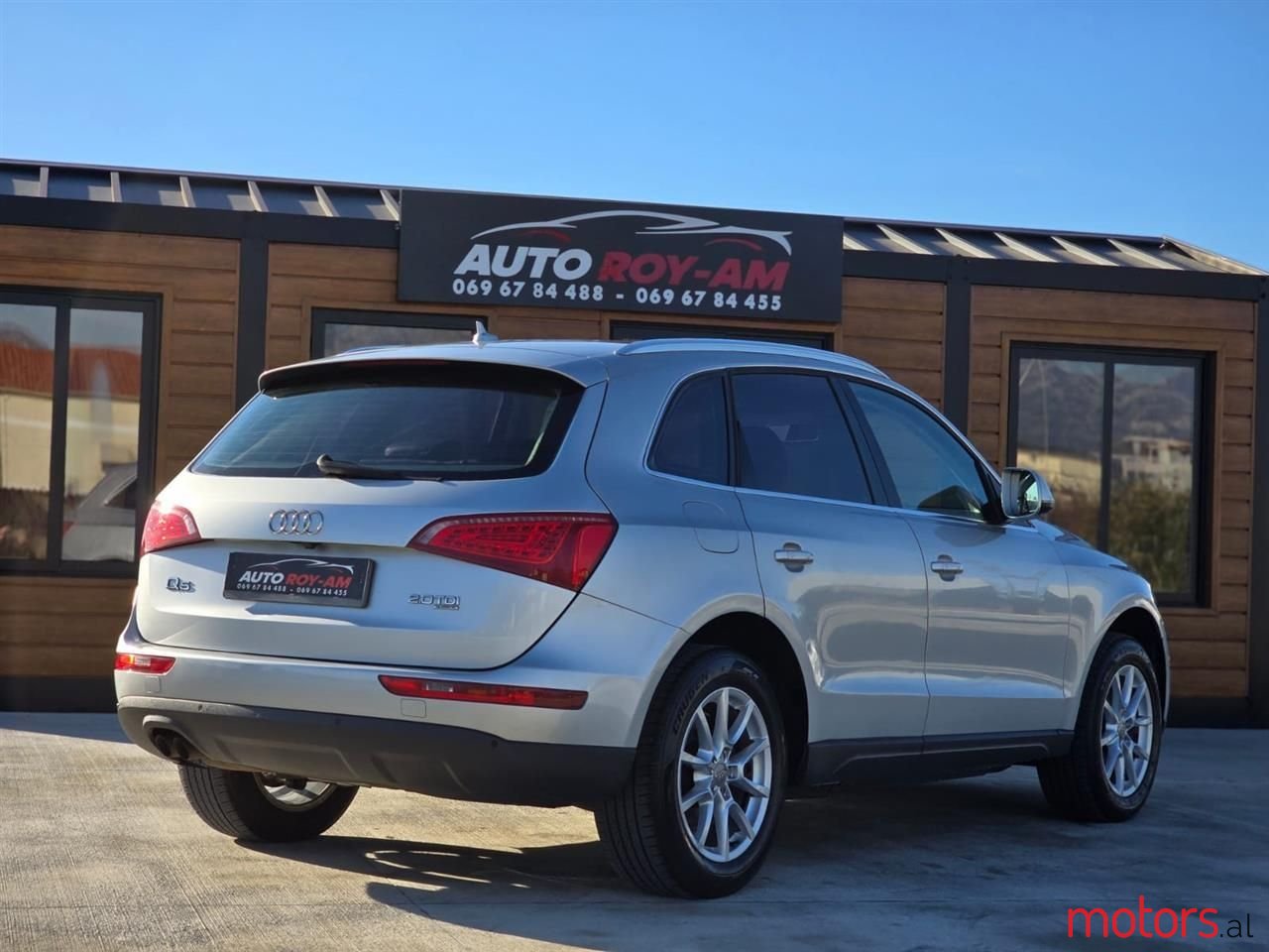 2010' Audi Q5 photo #3