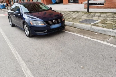 2013' Volkswagen Passat