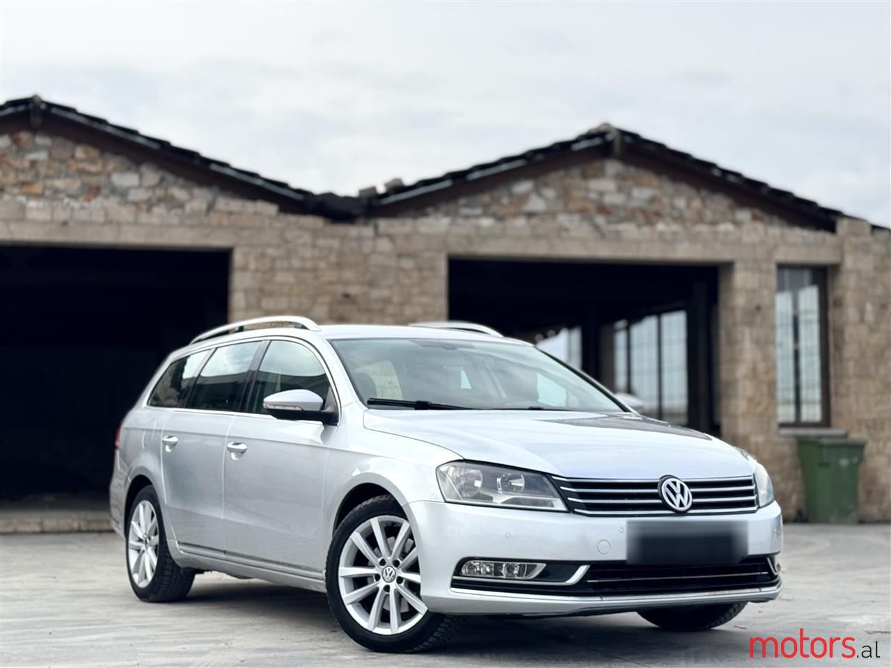 2015' Volkswagen Passat photo #1