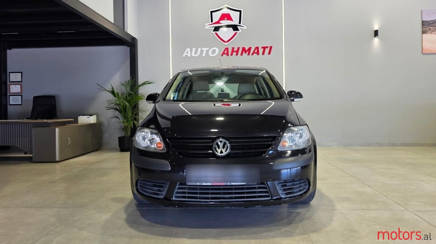 2005' Volkswagen Golf Plus photo #1