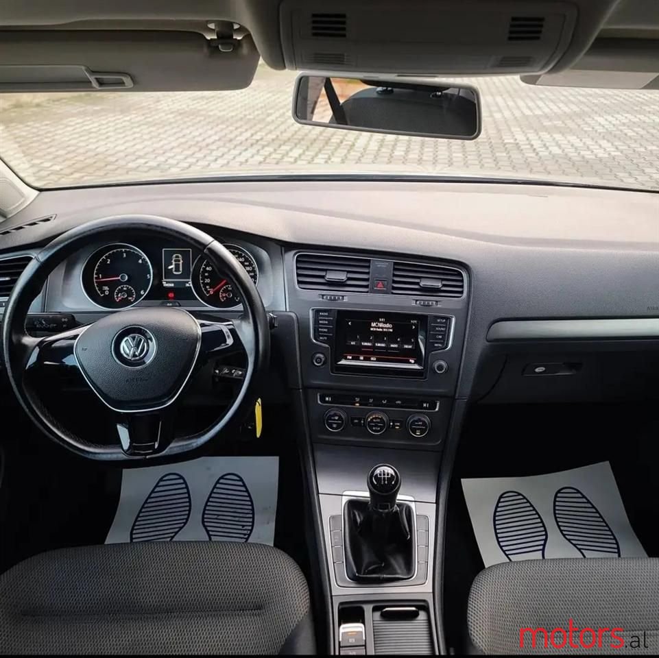 2014' Volkswagen Golf photo #4