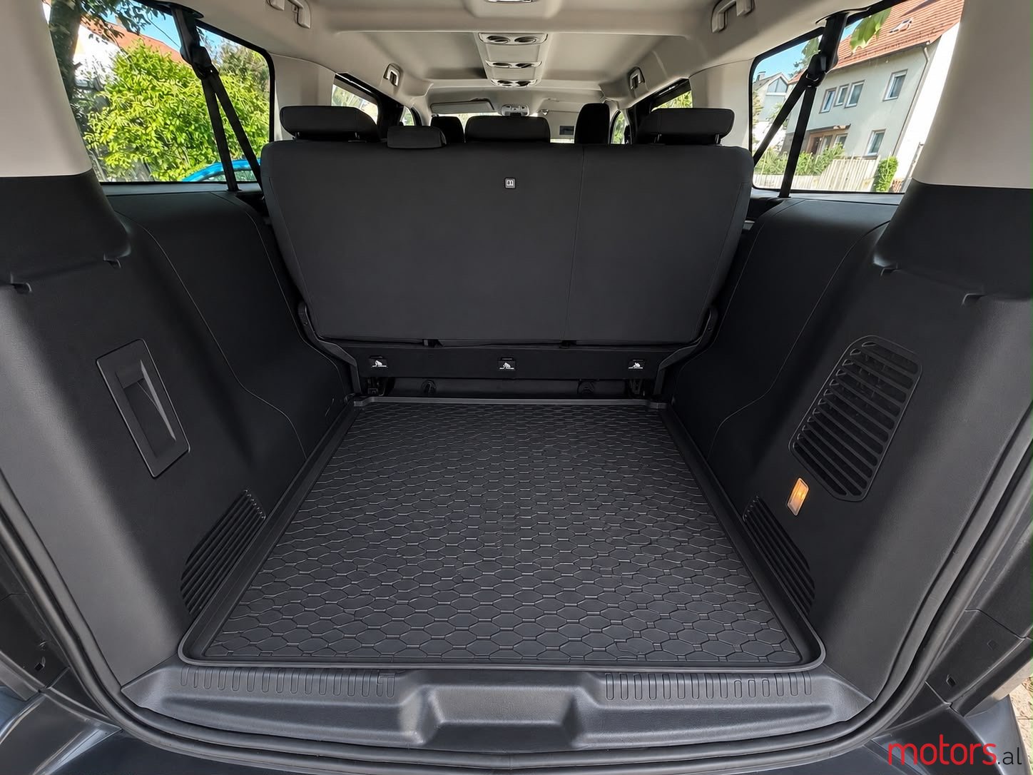 2020' Opel Vivaro photo #6
