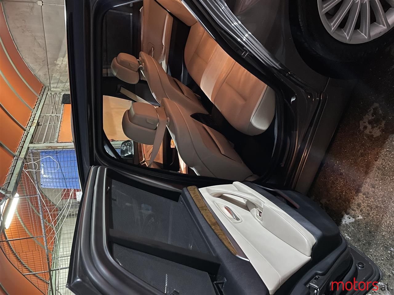 2012' BMW 525 photo #5