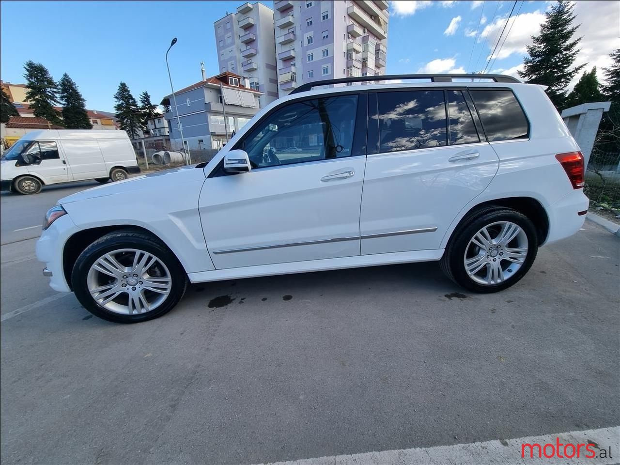 2014' Mercedes-Benz GLK 250 photo #3