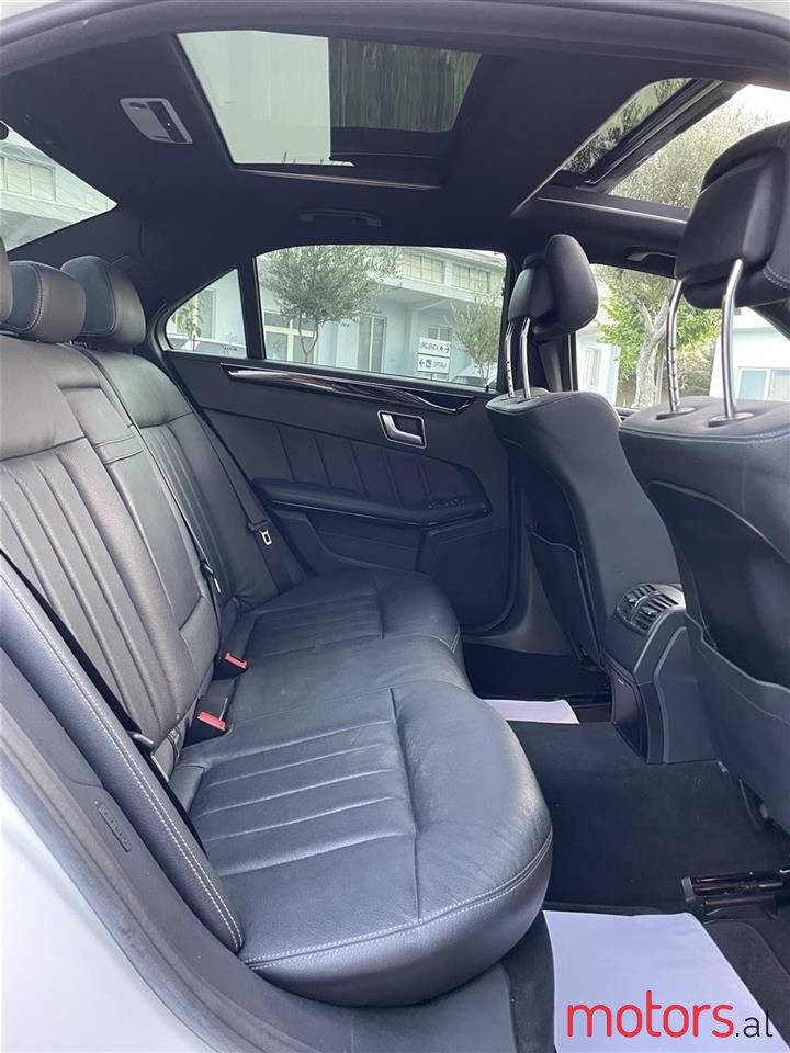 2014' Mercedes-Benz E 250 photo #5