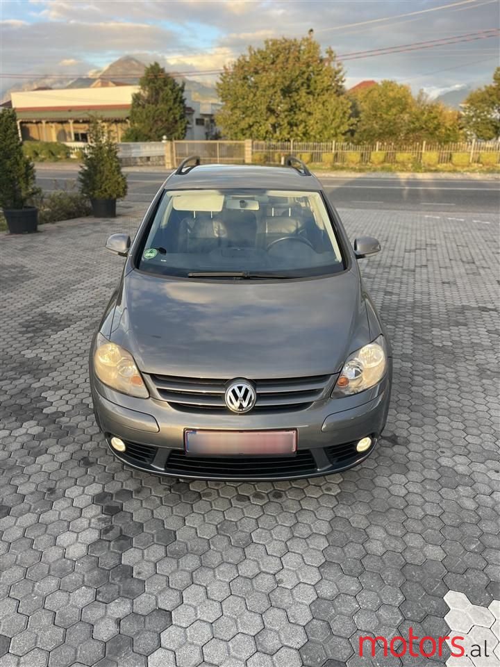 2007' Volkswagen Golf Plus photo #3