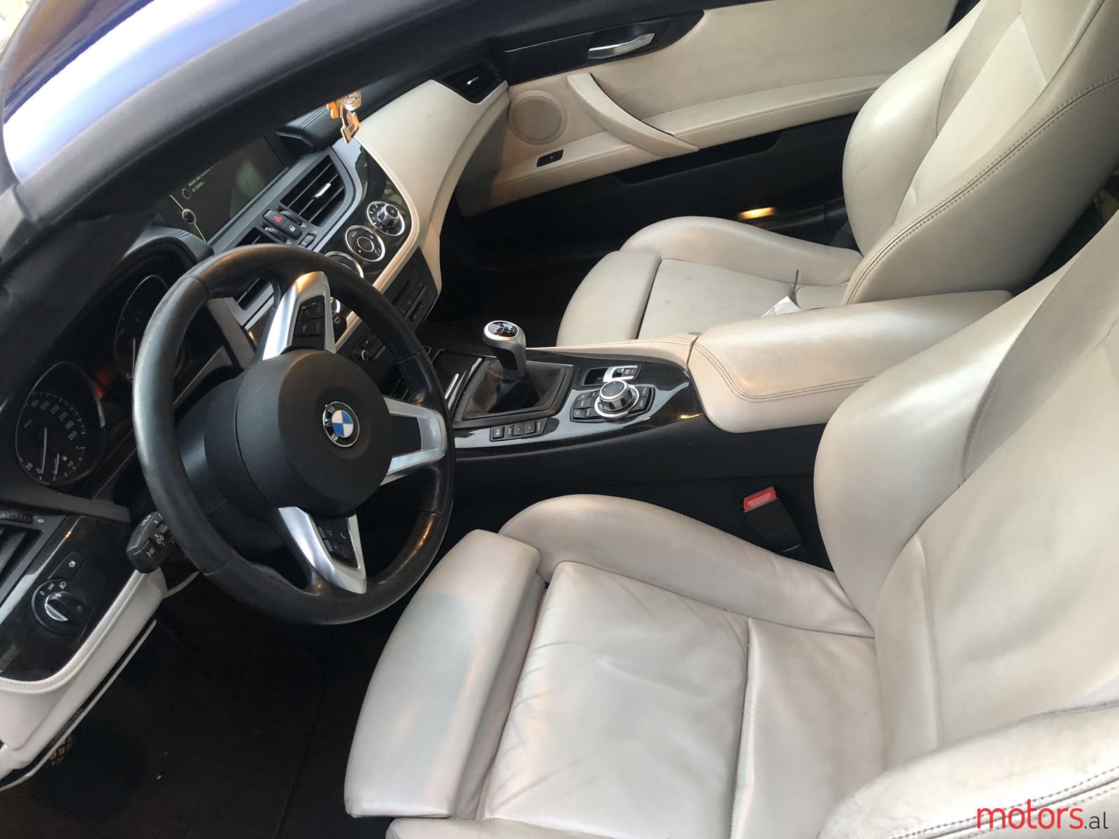 2009' BMW Z4 Sdrive i23 photo #1