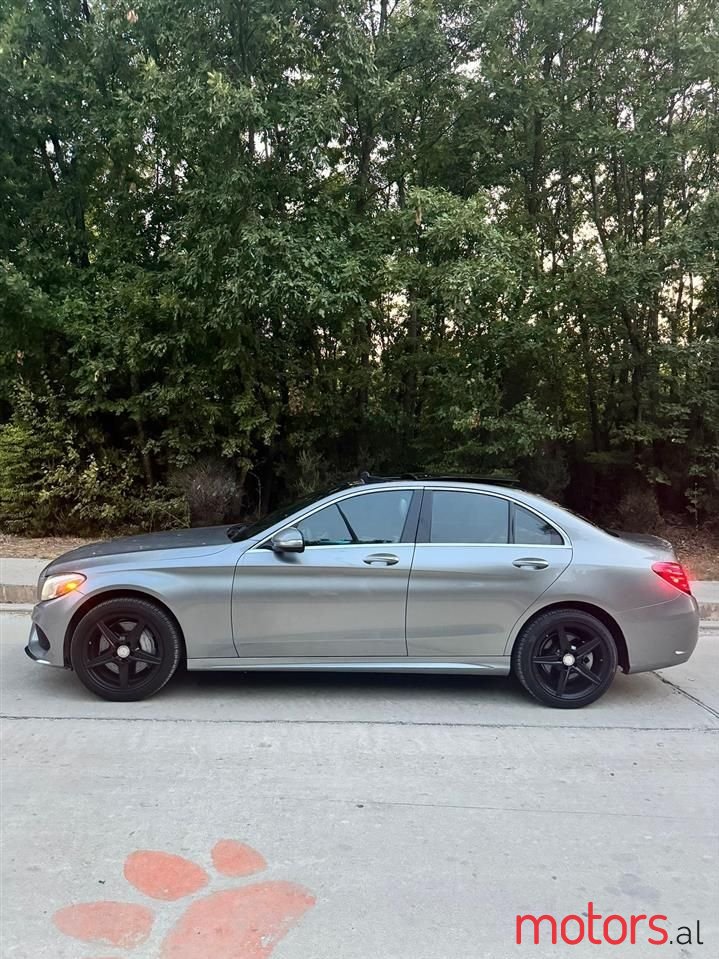 2015' Mercedes-Benz C 300 photo #4