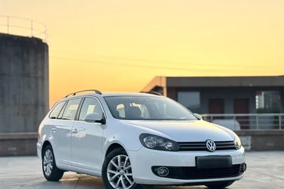 2012' Volkswagen Golf