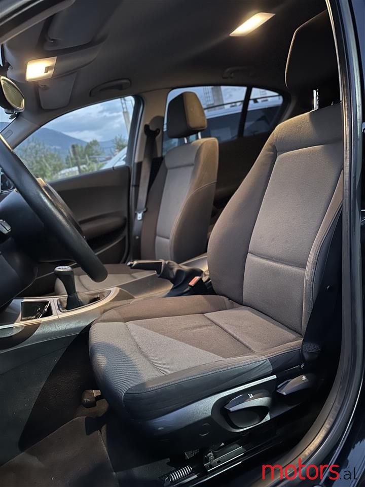 2007' BMW 120 photo #2