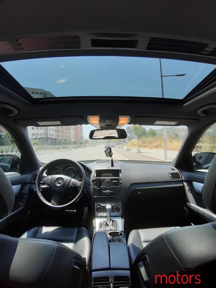 2009' Mercedes-Benz C 300 photo #1