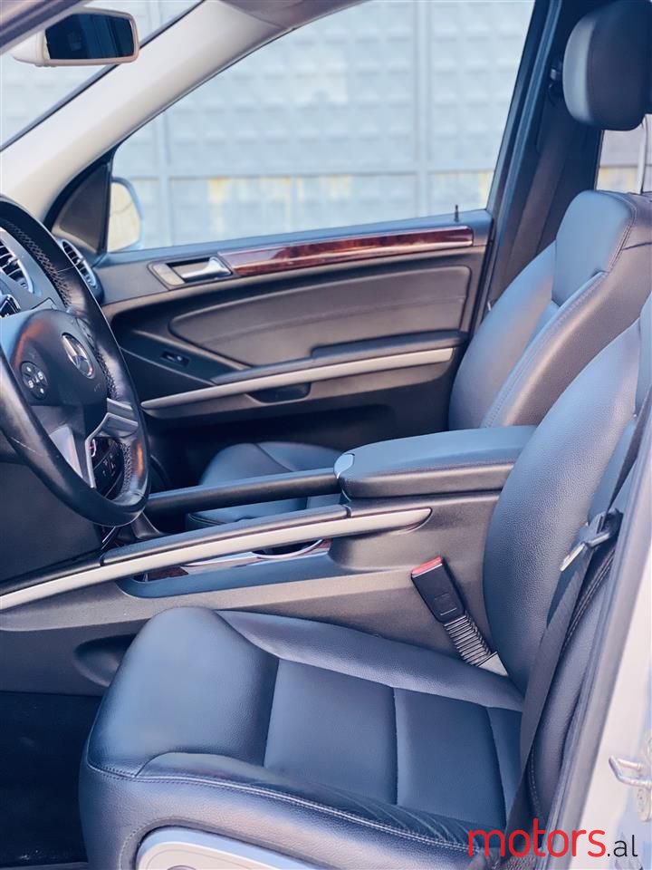 2010' Mercedes-Benz ML 350 photo #5