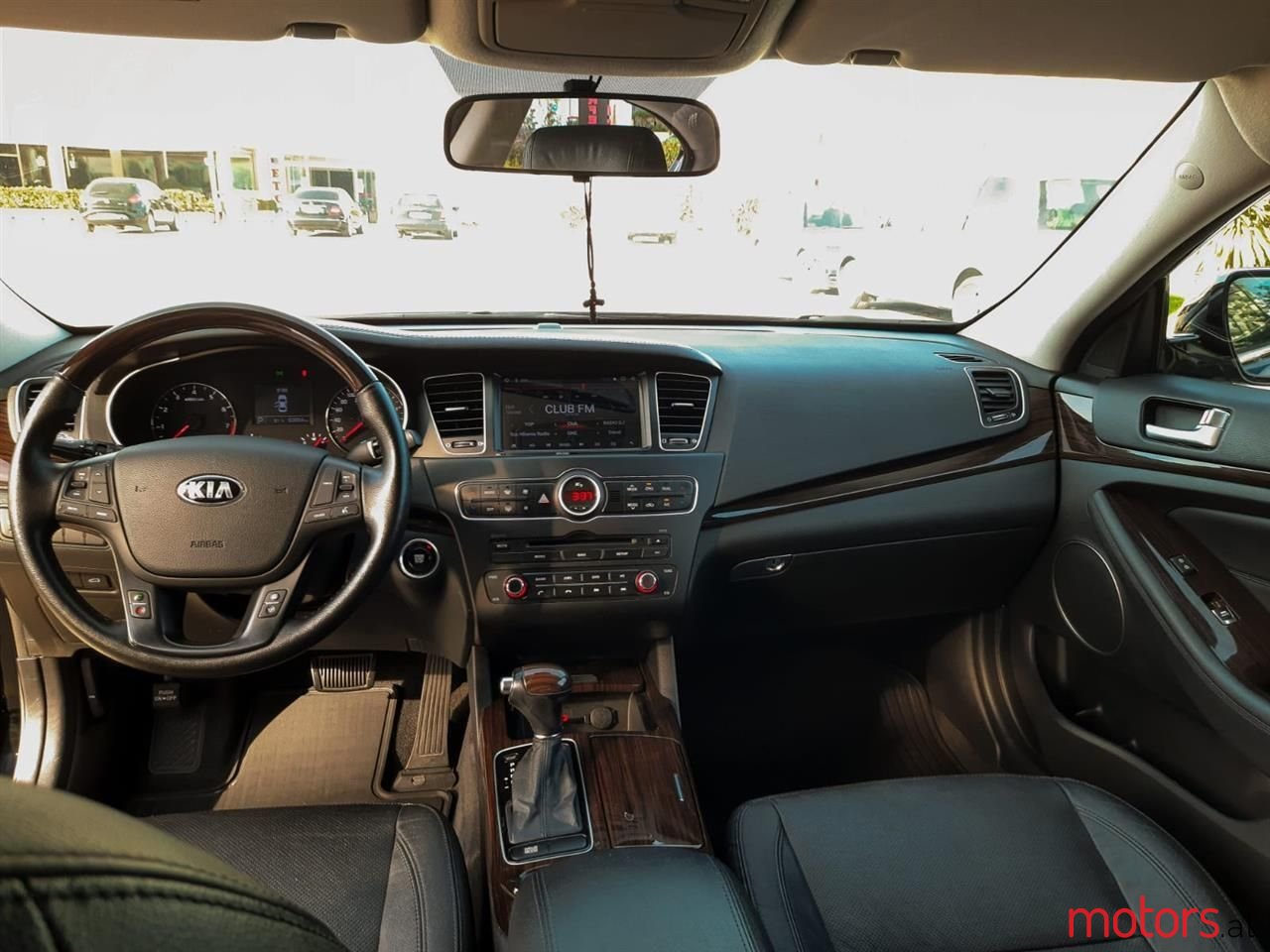 2015' Kia K7 photo #3