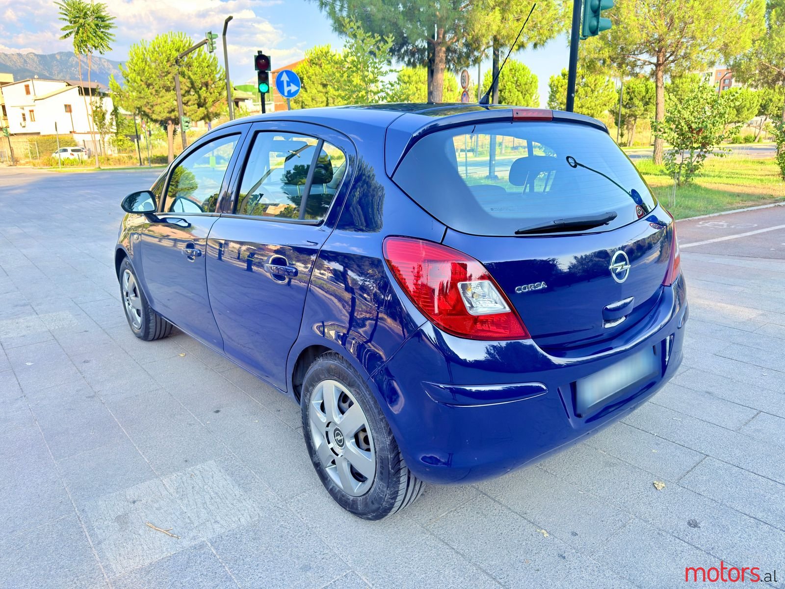 2013' Opel Corsa photo #4