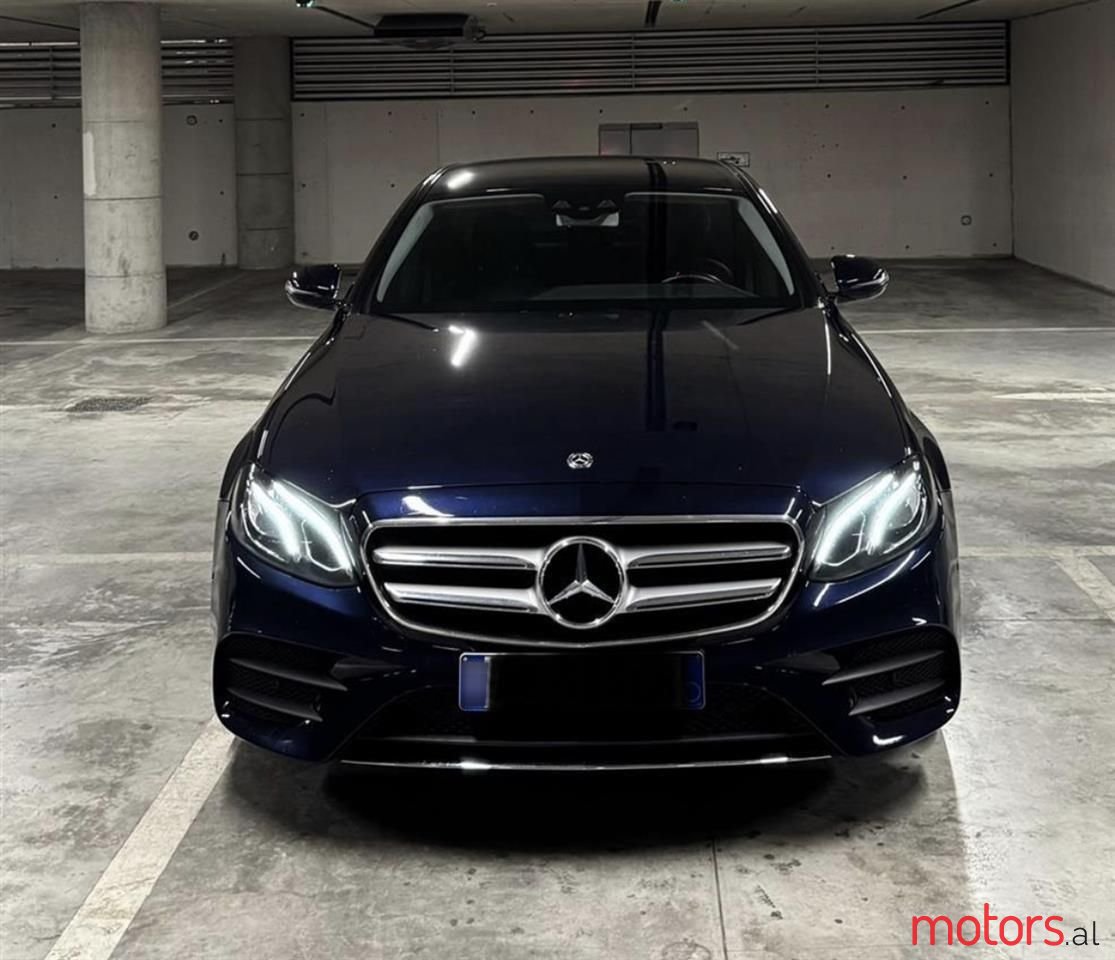 2017' Mercedes-Benz E 220 photo #3