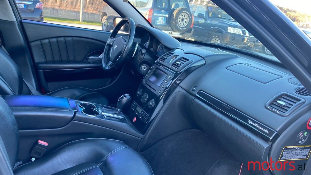 2008' Maserati Quattroporte photo #4