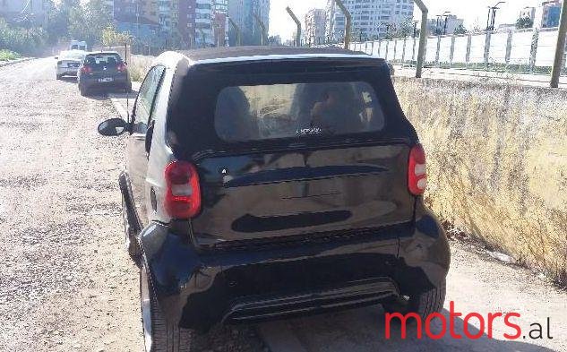 2001' Smart Fortwo photo #2