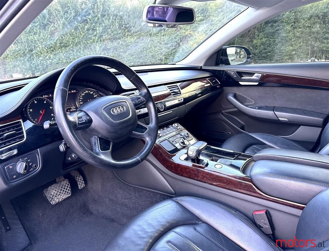 2014' Audi A8 photo #2