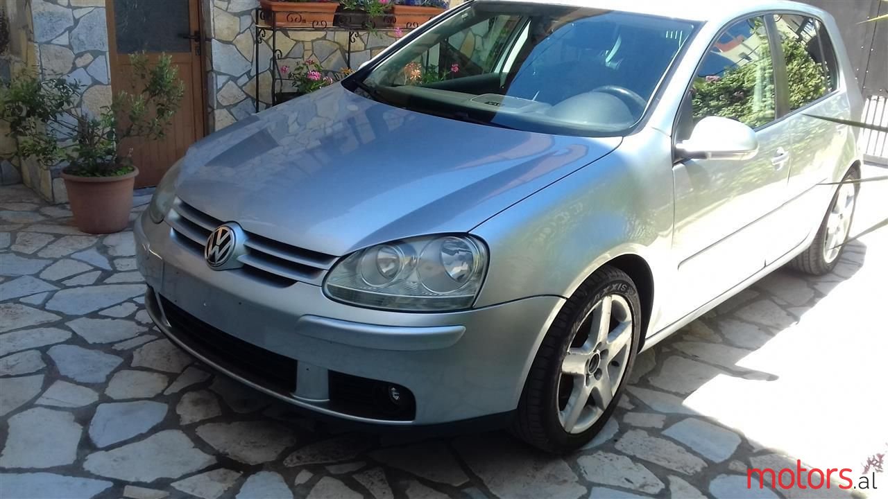 2007' Volkswagen Golf photo #1