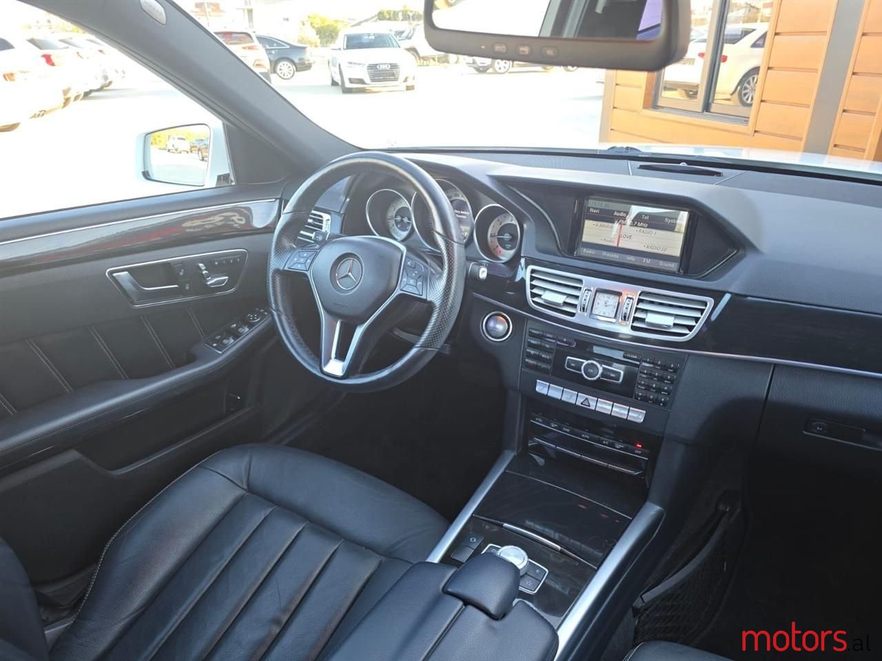 2014' Mercedes-Benz E 220 photo #5