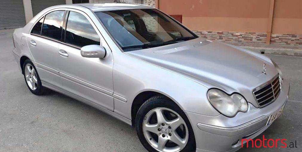 2002' Mercedes-Benz C 270 photo #1