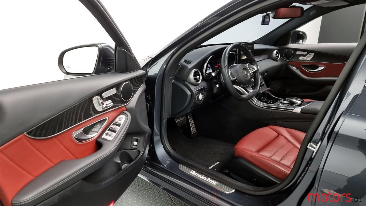 2016' Mercedes-Benz C 250 photo #3