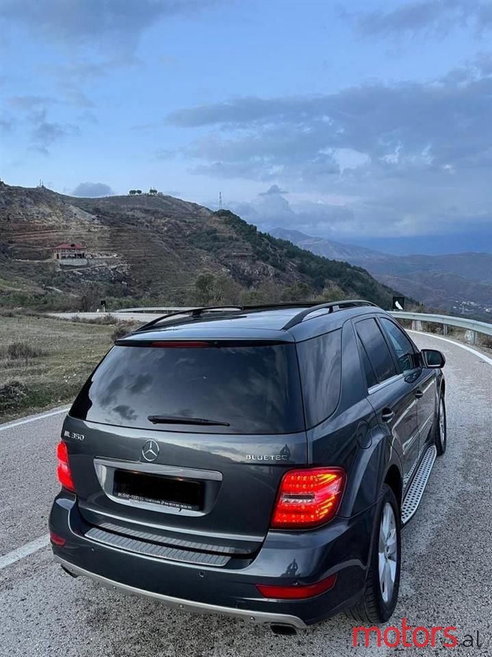 2010' Mercedes-Benz ML 350 photo #5