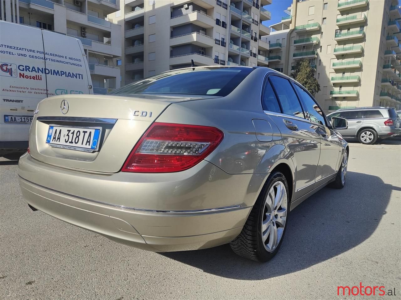 2011' Mercedes-Benz C 200 photo #4