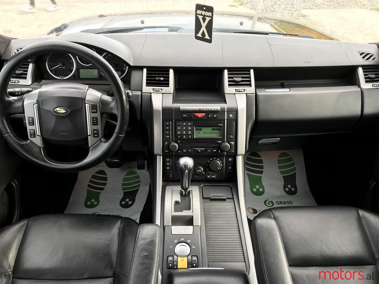 2009' Land Rover Range Rover Sport photo #6