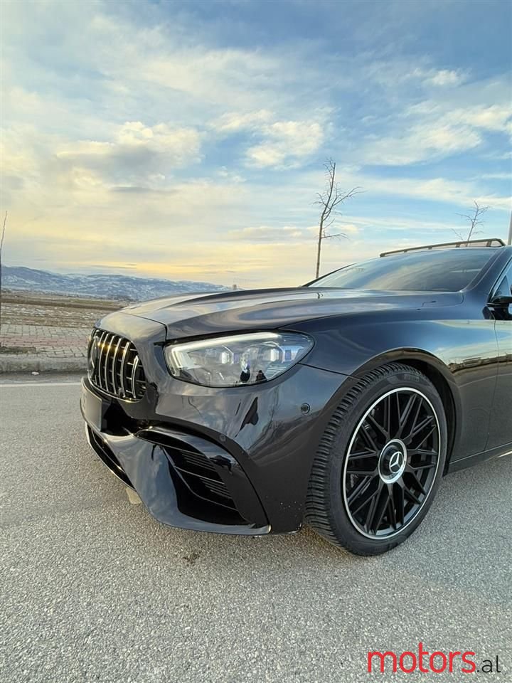 2020' Mercedes-Benz E 220 photo #5