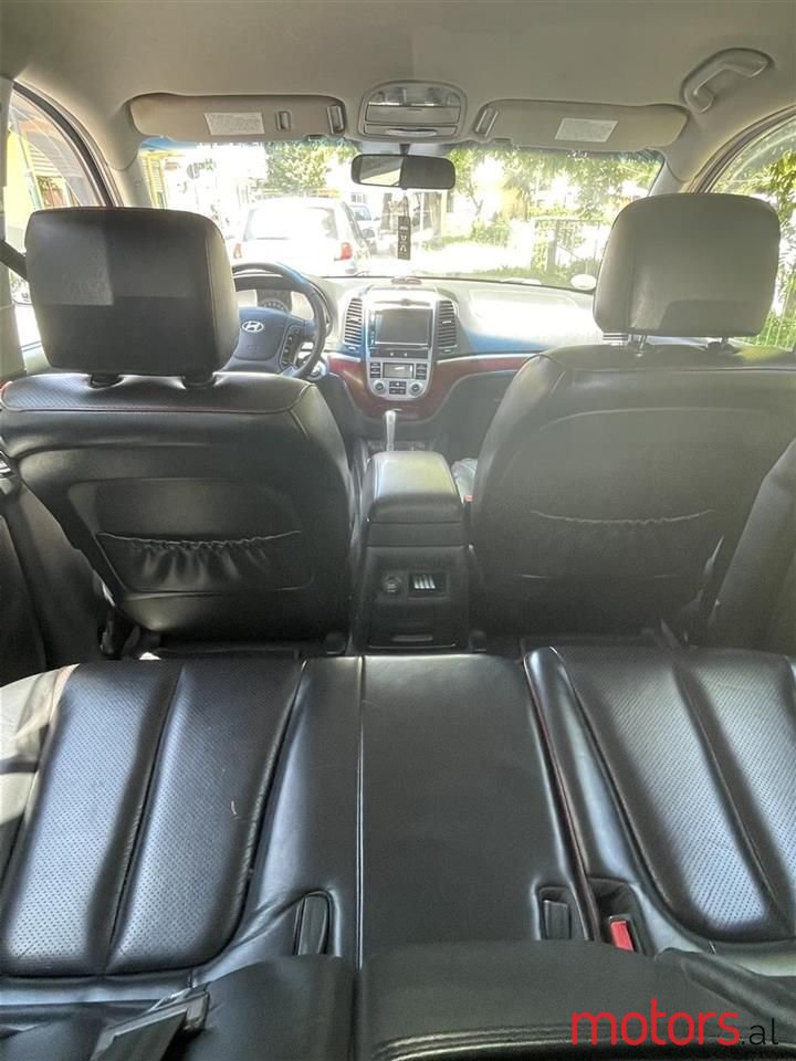 2008' Hyundai Santa Fe photo #4