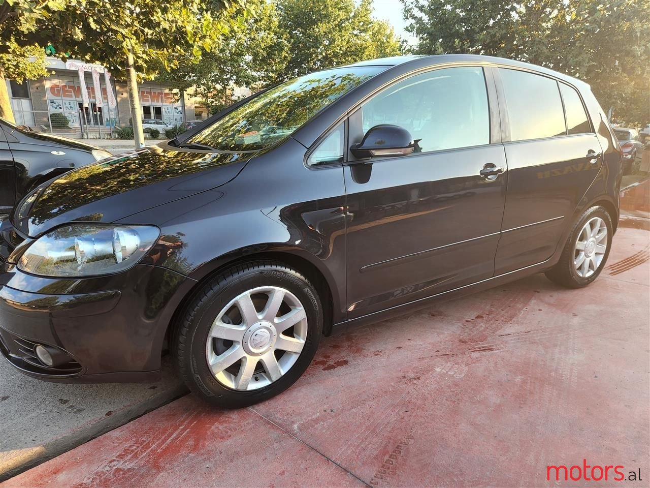 2007' Volkswagen Golf Plus photo #5